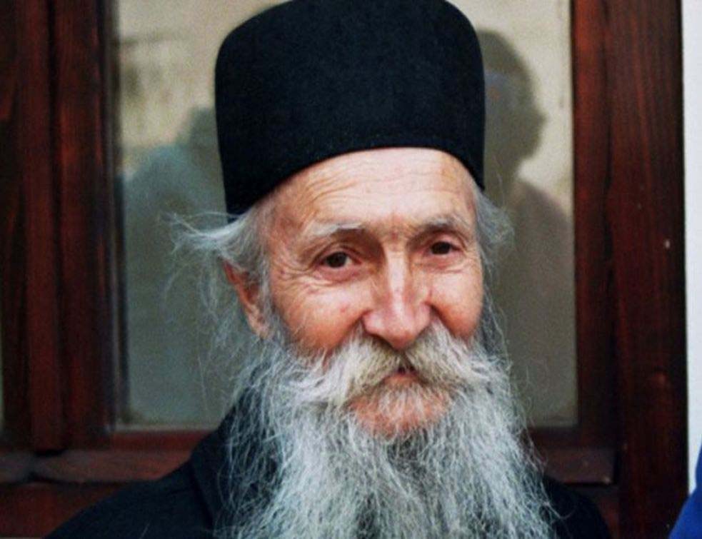 Proročanstvo oca Tadeja: Crnu Goru će miriti ljudi iz Srbije